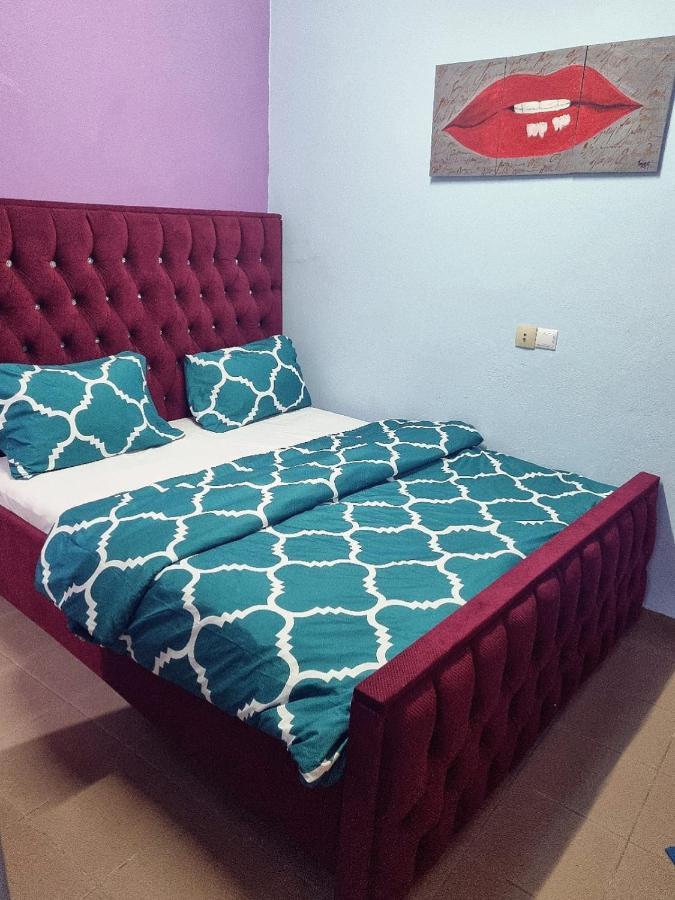 Residence Sighaka - Studio Meuble Vip Avec Wifi, Gardien, Parking ドゥアラ エクステリア 写真